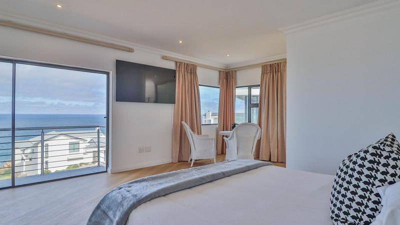 To Let 6 Bedroom Property for Rent in Pinnacle Point Golf Estate Western Cape